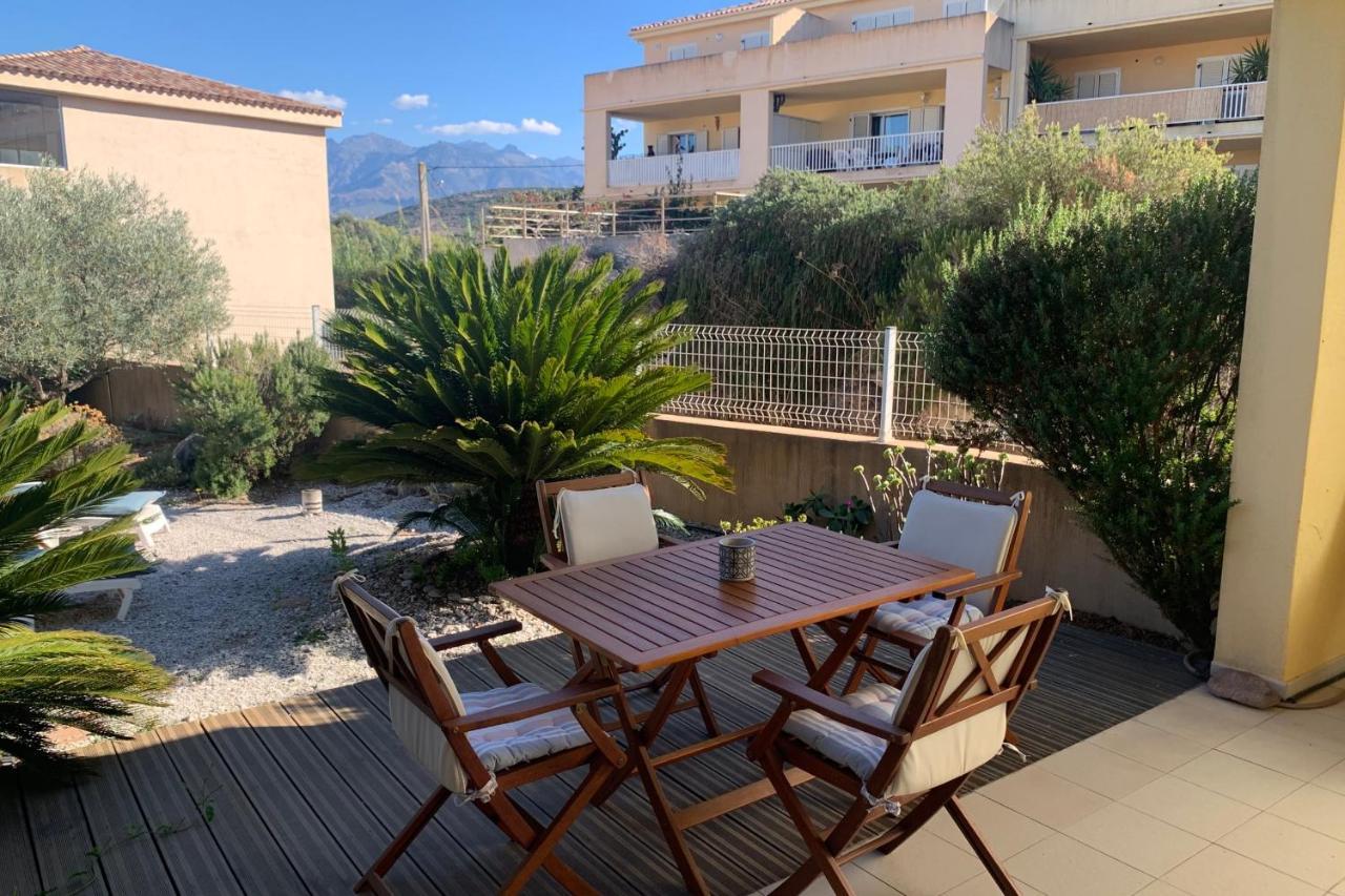 Casa Linda Au Calme Avec Jardin A 900 M Plage Port Et Centre De Calvi Kültér fotó